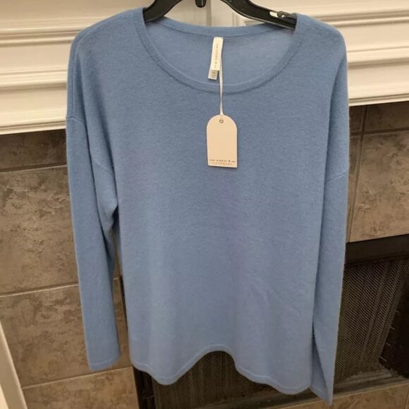 Van Winkle & CO. Tops - NWT Van Winkle & CO. Luxury Cashmere Ocean Oversized Coordinating Lounge Top